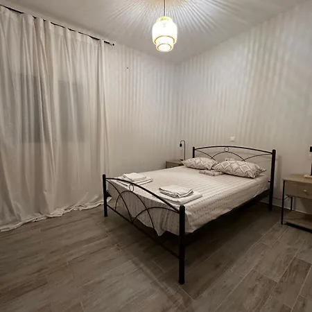 Melina House *
